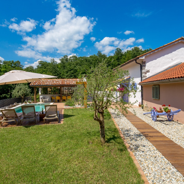 Villa Antonio, Oasis Natura Jurdani